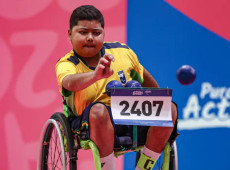  Aos 19 anos, Jos&eacute; Ant&ocirc;nio Santos &eacute; campe&atilde;o mundial de bocha em Seul