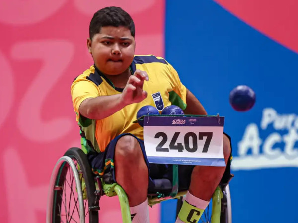  Aos 19 anos, Jos&eacute; Ant&ocirc;nio Santos &eacute; campe&atilde;o mundial de bocha em Seul