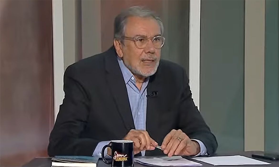 Jornalista Carlos Monforte morre aos 77 anos