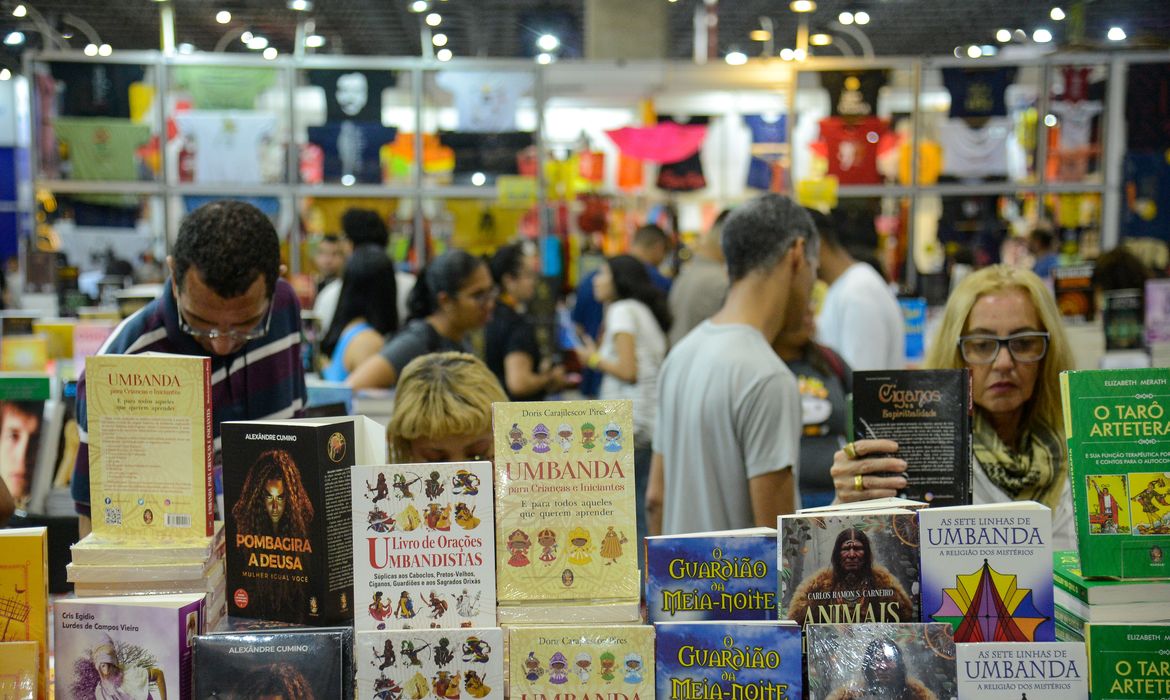 Bienal do Livro tem novo projeto para incentivar leitura no Brasil
