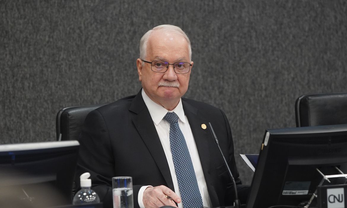 Banco Master: Fachin diz que medidas serão anunciadas no tempo devido 