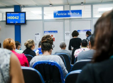 Fila de espera por per&iacute;cia do INSS &eacute; zerada em agosto