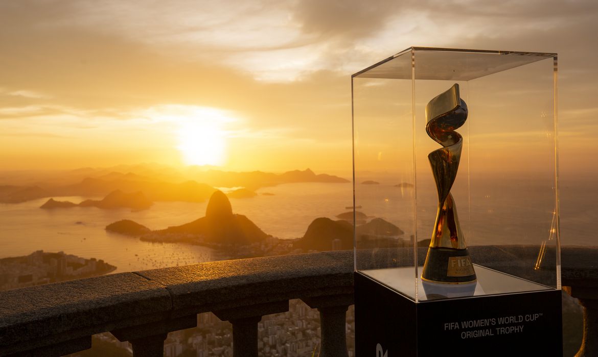 Fifa abre inscrições para voluntários na Copa do Mundo Feminina 2027