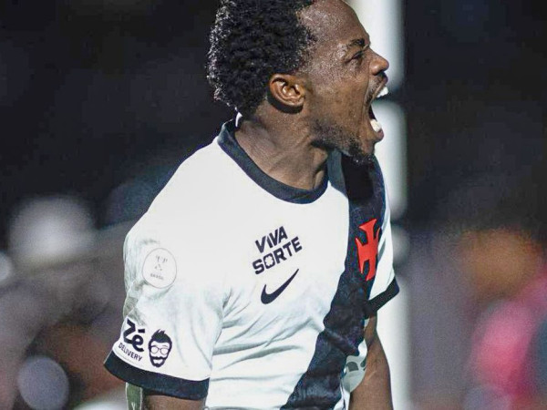 Vasco e Palmeiras avan&ccedil;am e se enfrentam na semi da Copa do Brasil