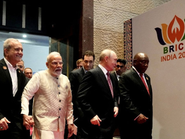 Com Ir&atilde; e Emirados &Aacute;rabes no bloco, Brics pede calma a Oriente M&eacute;dio
