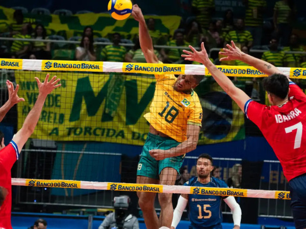 Brasil vence Chile na estreia pelo Sul-Americano de v&ocirc;lei masculino