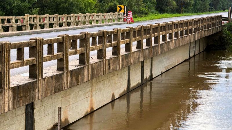 Com nível do Rio Canoinhas ainda subindo, mais de 70 pessoas buscaram ajuda humanitária