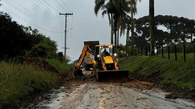 Secretaria de Infraestrutura de Canoinhas prioriza atendimentos emergenciais