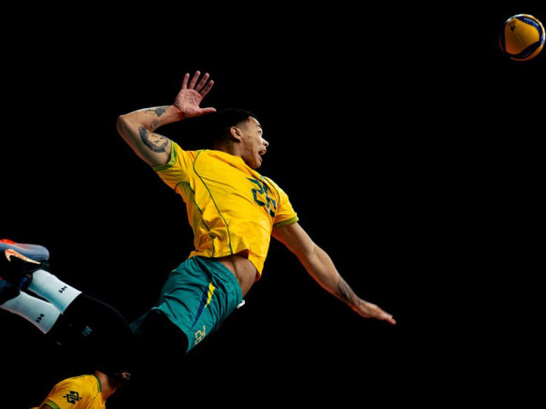 Brasil bate Col&ocirc;mbia e segue 100% no Sul-Americano masculino de v&ocirc;lei