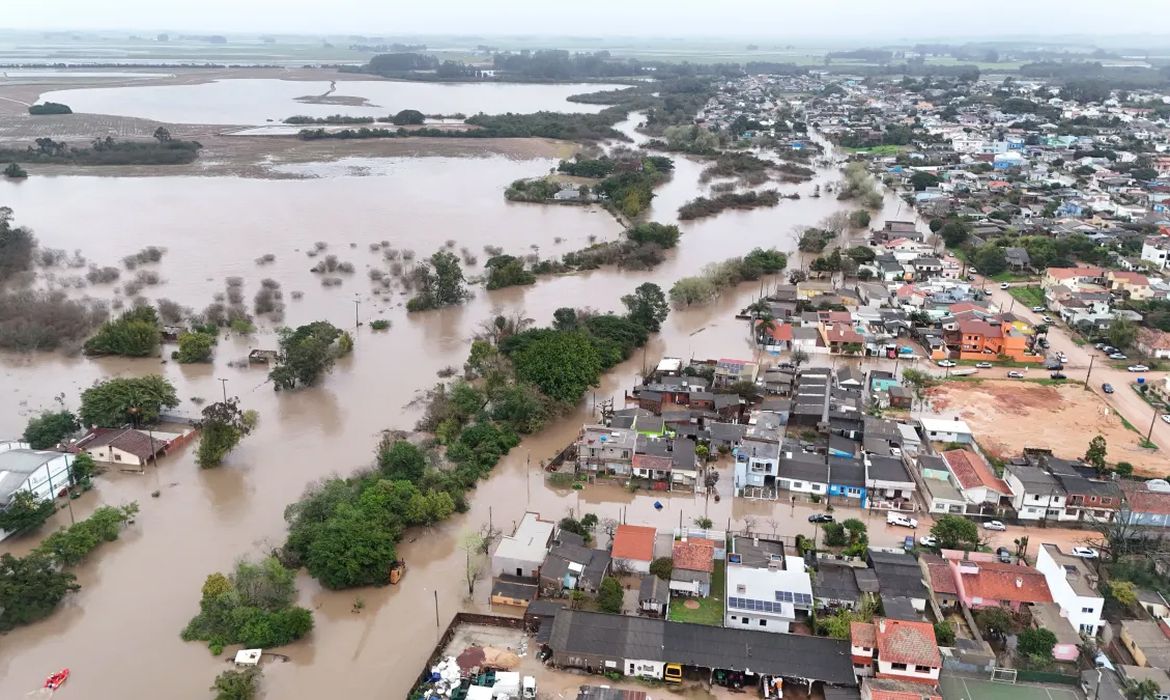 Prêmio reconhece pesquisas brasileiras sobre mudanças climáticas 