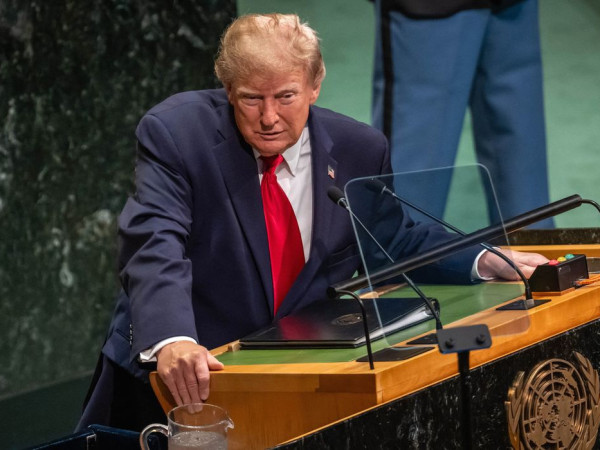Trump rejeita limitar IA e critica governan&ccedil;a global da tecnologia