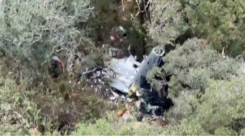Destroços de helicóptero com cantor Rick são encontrados