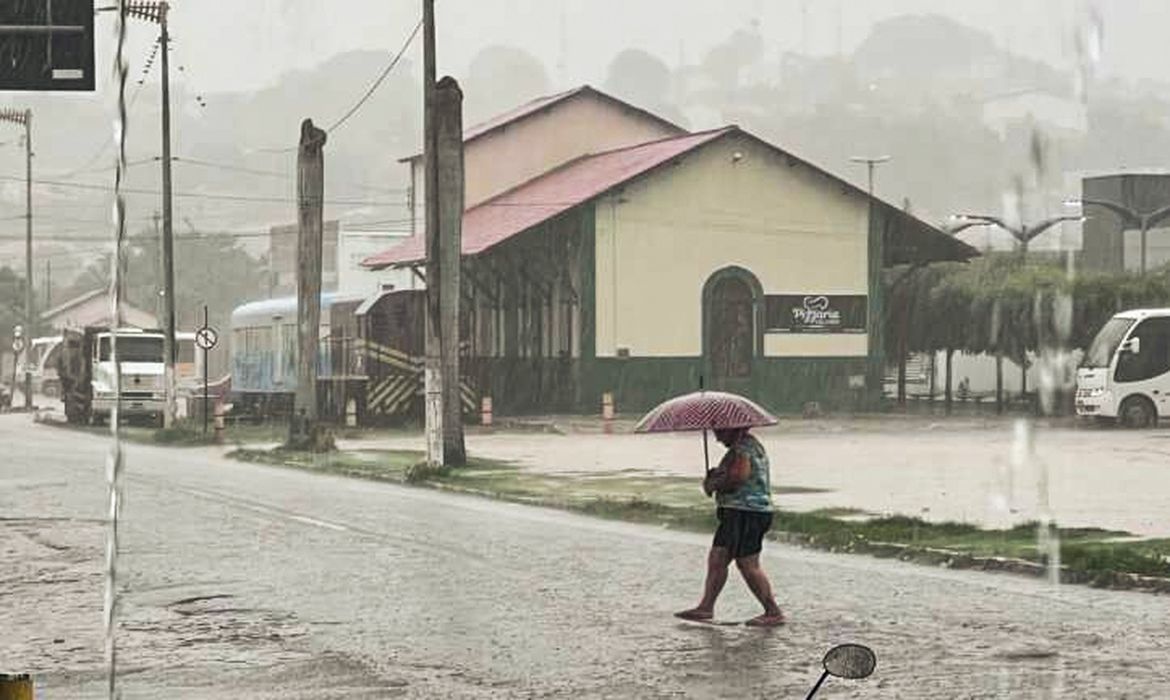 Chuvas avançam pelo Norte e Nordeste do país nesta quinta-feira