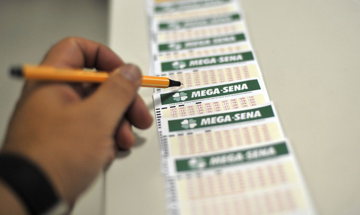 Mega-Sena sorteia prêmio acumulado de R$ 38 milhões nesta quinta-feira