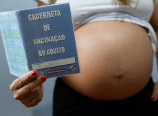 Resist&ecirc;ncia &agrave;s vacinas contra gripe e covid coloca gestantes em risco