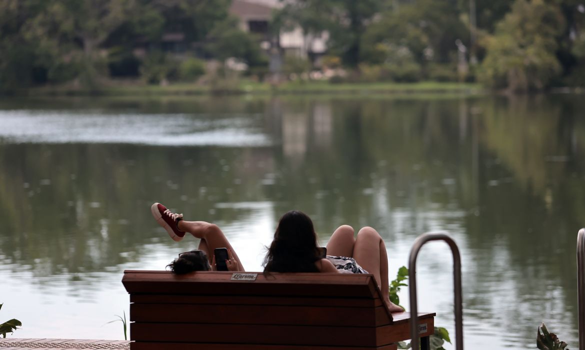 Calor e chuvas levam Defesa Civil a emitir 34 alertas em São Paulo 