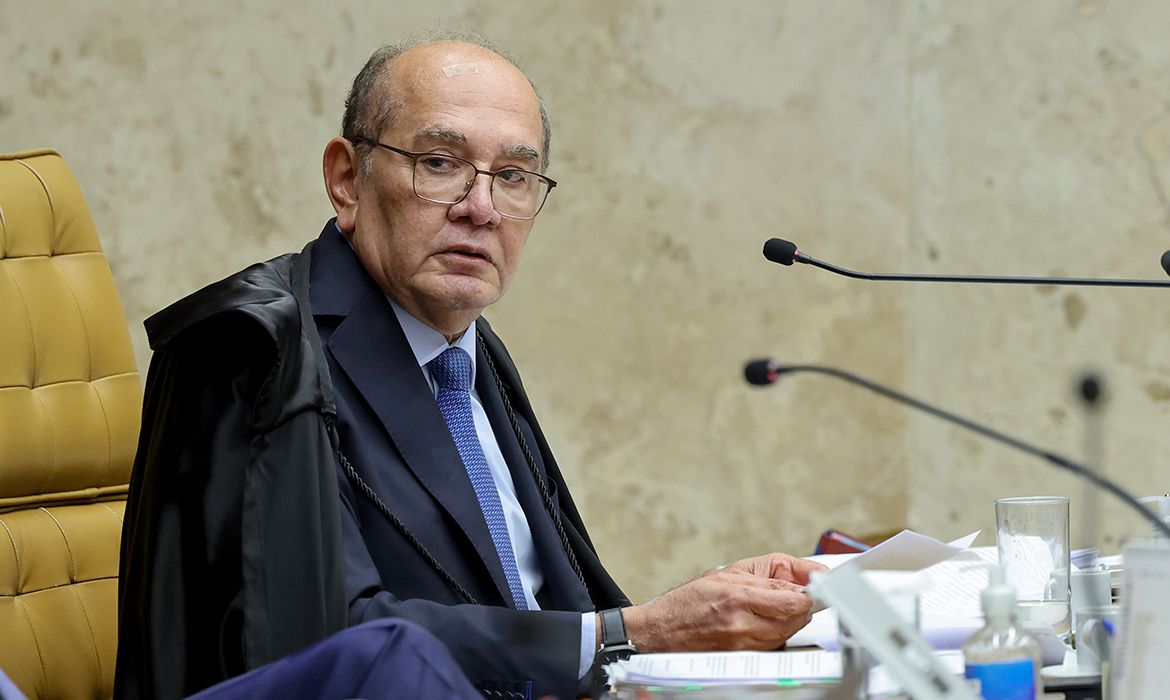 Gilmar Mendes critica vazamento seletivo de investigações no STF