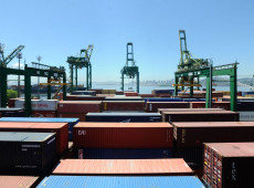 Balan&ccedil;a comercial tem super&aacute;vit de US$ 7,74 bilh&otilde;es em setembro