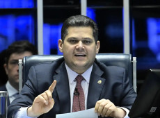 Alcolumbre anuncia sess&otilde;es para discutir e votar fim da escala 6x1