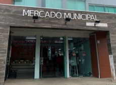 Mercado P&uacute;blico re&uacute;ne produtos frescos da agricultura familiar &agrave;s quartas e aos s&aacute;bados