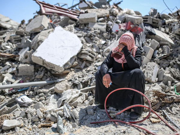 "Plano de paz de Gaza tem bombas di&aacute;rias 3 anos ap&oacute;s in&iacute;cio da guerra