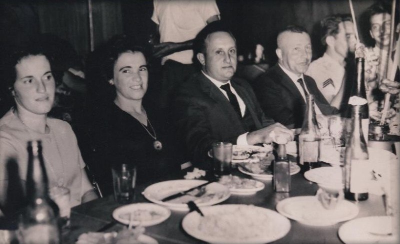 Dion&iacute;sio Cerqueira em 1967. Da E para a D. Edamir Mello, Lacy Franzosi, Cap Sest&iacute;lio Frazosi, ST Mello, Sgt S&iacute;lvio Fritz Bueno (colega de turma do CFS) e Ilandir. Acervo do Entrevistado.