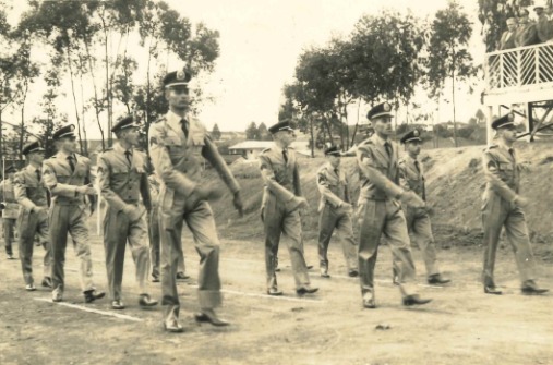 Desfile de formatura do CFS de 1963 no 3&ordm;BPM