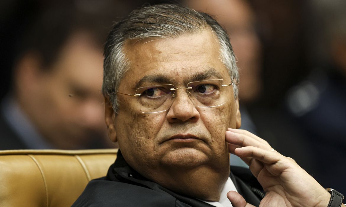 Edson Fachin manda PF investigar ameaças contra Flávio Dino 