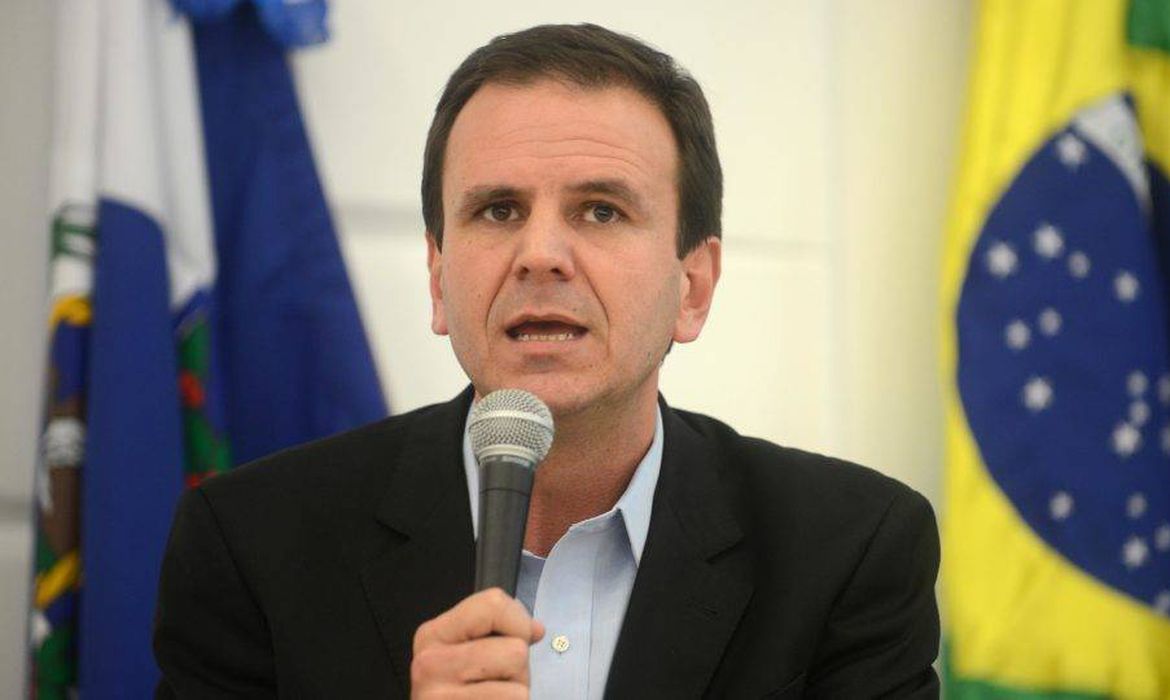Paes desiste de candidatura no Rio, após Zanin negar recurso ao STF