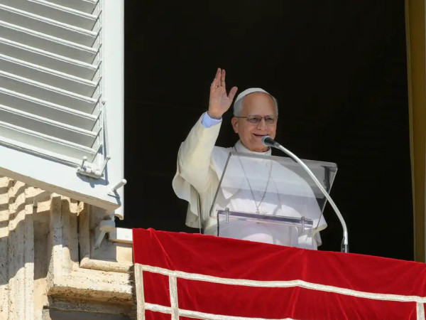 Papa est&aacute; internado para retirada de n&oacute;dulo no pulm&atilde;o