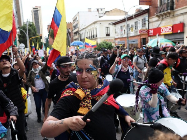 Col&ocirc;mbia vive protestos contra o governo de La Espriella