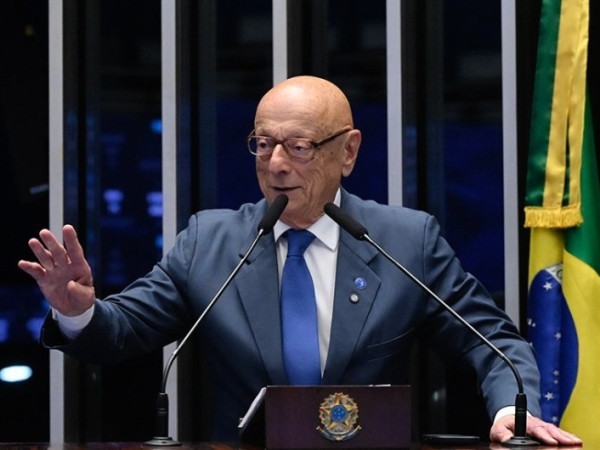 Esperidi&atilde;o Amin agradece a eleitores e prop&otilde;e homenagem a Juarez Machado

