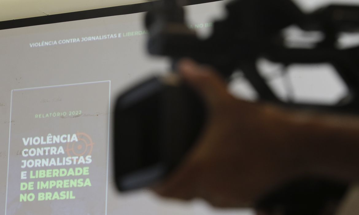 Em editorial, veículos independentes de imprensa defendem democracia 
