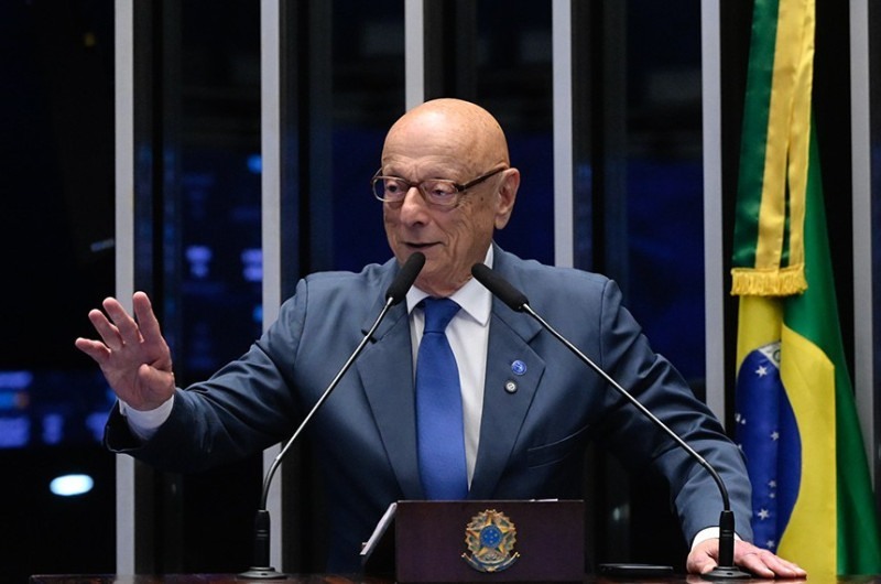 Esperidião Amin agradece a eleitores e propõe homenagem a Juarez Machado

