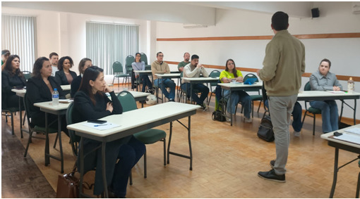 Qualifica&ccedil;&atilde;o profissional e ao fortalecimento da gest&atilde;o empresarial