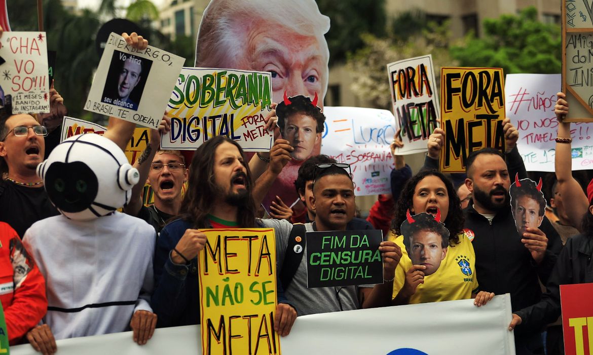 Ato em São Paulo cobra neutralidade da Meta nas eleições
