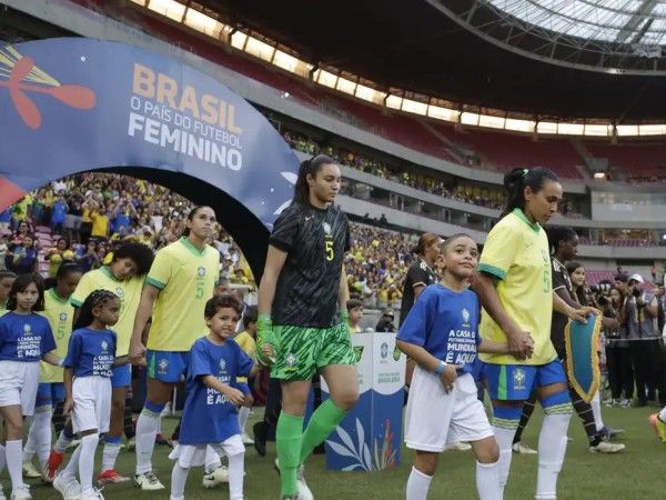 Esporte: conhe&ccedil;a as propostas de Fl&aacute;vio Bolsonaro e Lula para a &aacute;rea