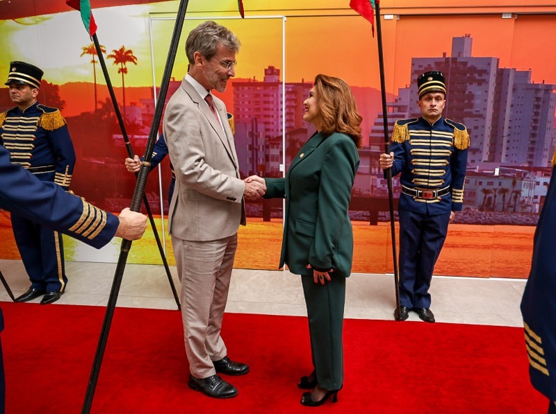 Em visita à vice-governadora Marilisa Boehm, Andreas Stadler também tratou da ampliação da cooperação econômica, cultural, educacional e turística entre o Estado e o país europeu.