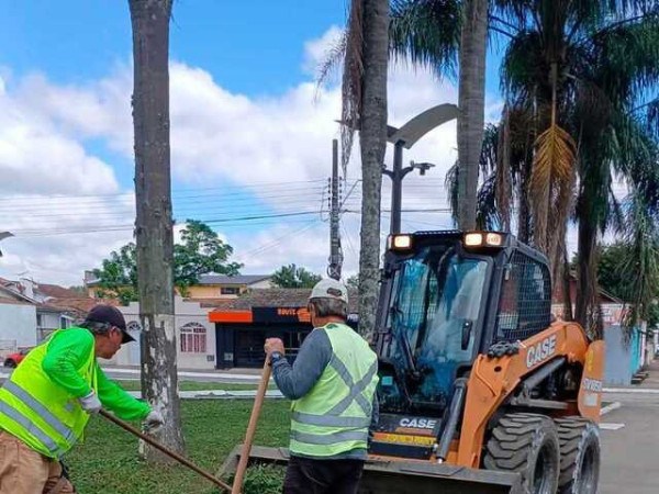 Cuidado que se v&ecirc; no centro de Tr&ecirc;s Barras! 