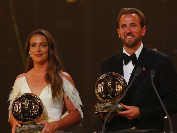 Harry Kane e Alexia Putellas vencem pr&ecirc;mio Bola de Ouro de 2026