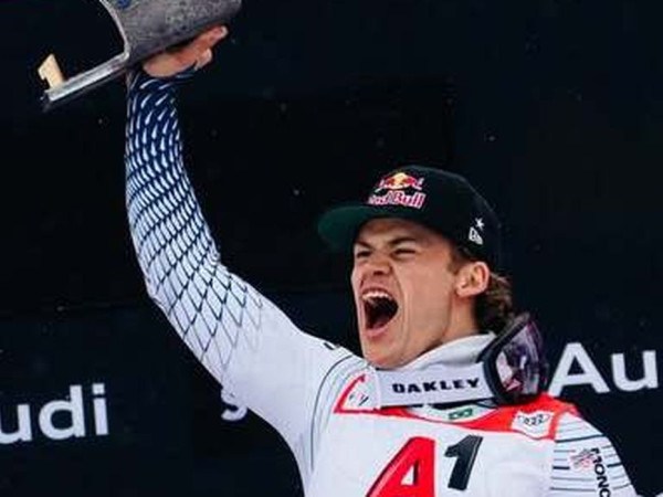Lucas Pinheiro abre temporada com ouro em slalom gigante na &Aacute;ustria